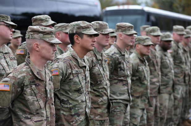 امریکا کا افغانستان سے آدھی فوج واپس بلانے کا فیصلہ