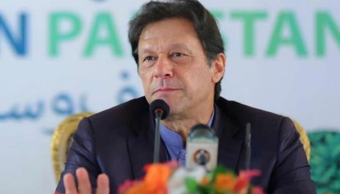 عمران خان نے اپنے ہی وزیروں کو ایسی دھمکی دی کہ سب کے پسینے چھوٹ گئے