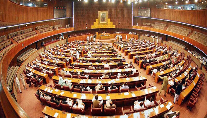 عمران خان کیسے پارلیمنٹ کو بہتربناسکتے ہیں؟