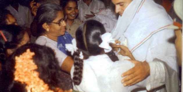 suicide attacker near to rajiv gandhi
