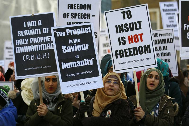 اہانت رسول کے خلاف لندن ، برطانیہ میں احتجاج