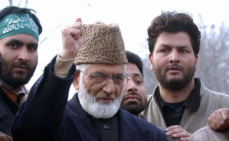 سید علی گیلانی اس قدر مقبول کیوں تھے؟