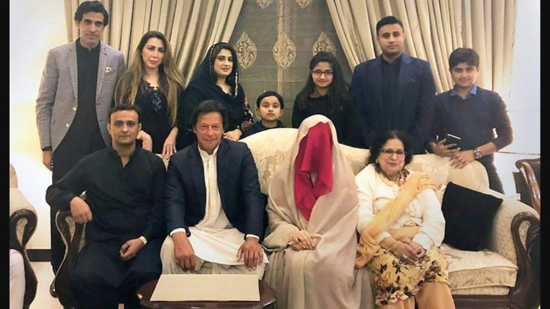 عمران خان ، بشریٰ بی بی کا دوران عدت نکاح ، خبر کیسے بریک ہوئی؟ دلچسپ کہانی
