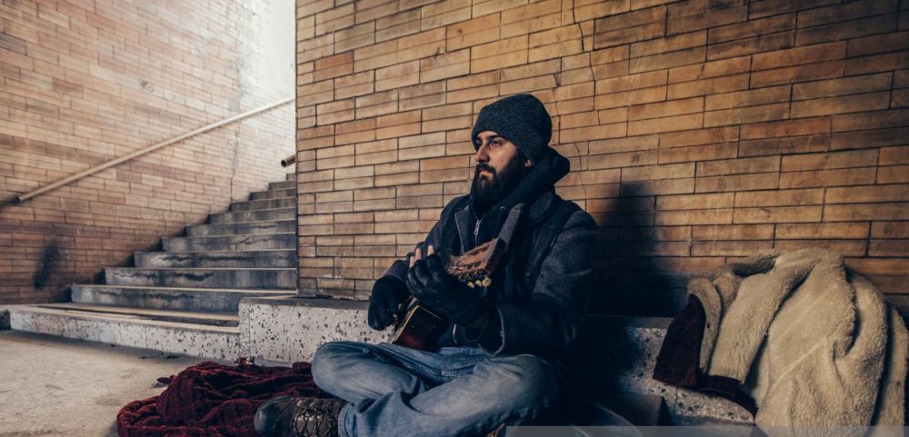 امریکا میں بے گھر افراد میں مسلسل اضافہ : کیسے گزارتے ہیں یہ زندگی؟