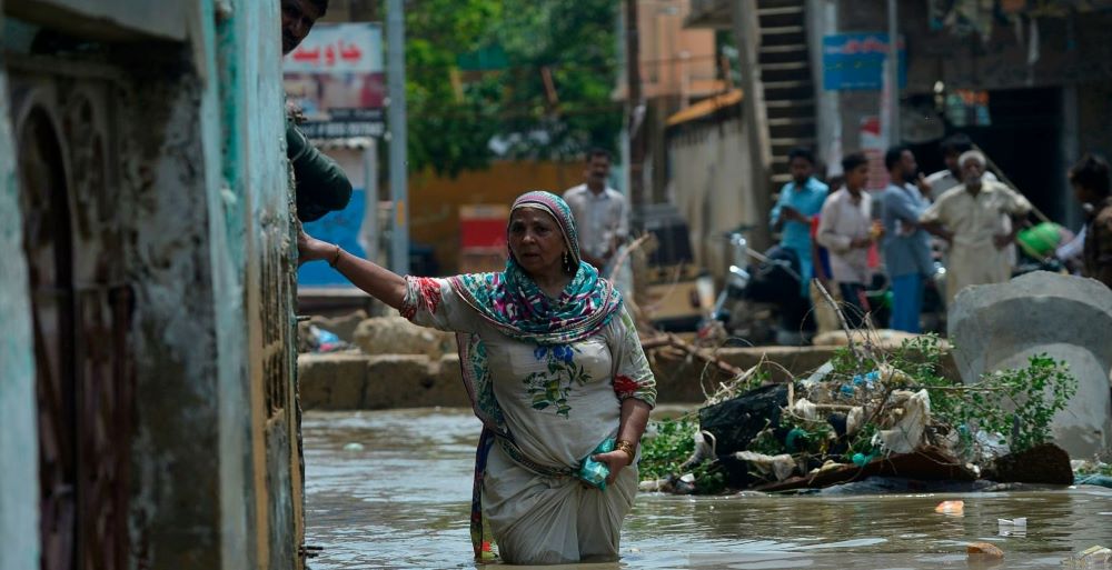 بارشوں کے بعد پاکستان کے بڑے شہروں میں اربن فلڈنگ کیوں ہوتی ہے؟