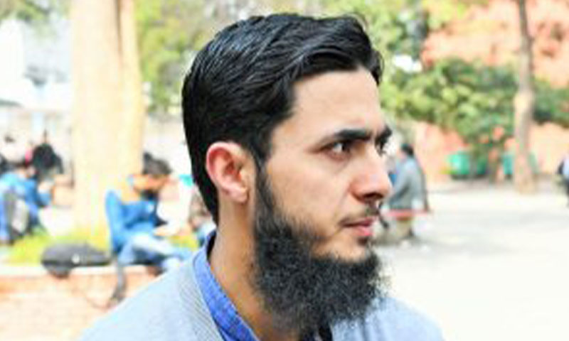 اور ۔۔۔ کتاب مر گئی!