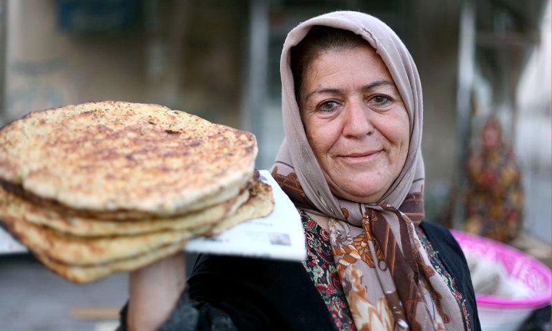 خاکِ فارس کا مسافر(11)