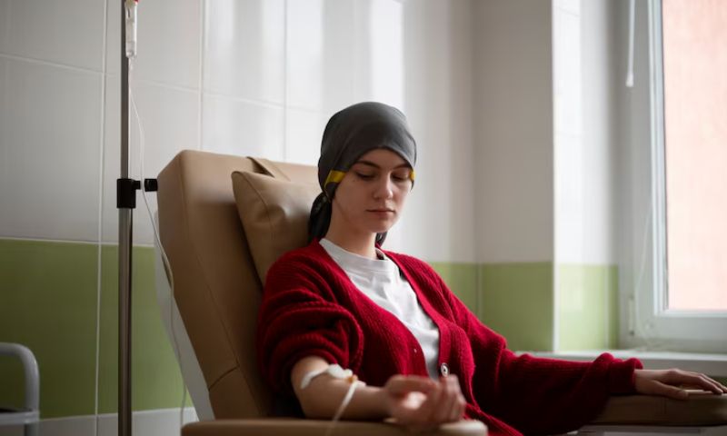 پاکستان میں کینسرکیوں پھیل رہا ہے، اس سے کیسے محفوظ رہا جائے؟