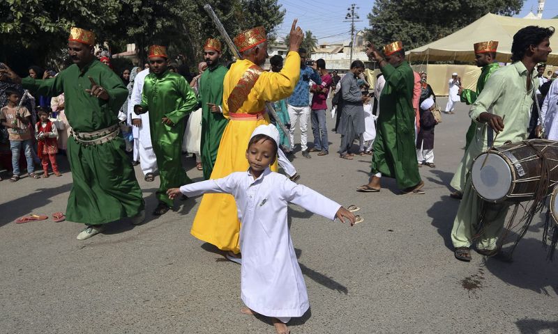 سرکار کی آمد مرحبا