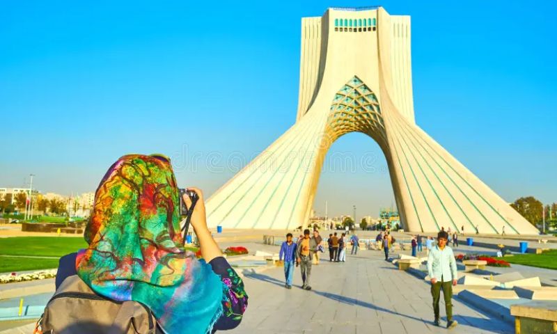 خاکِ فارس کا مسافر (36)