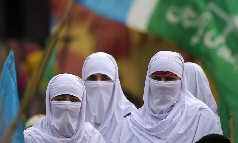 حجاب ایک رومانی تصور